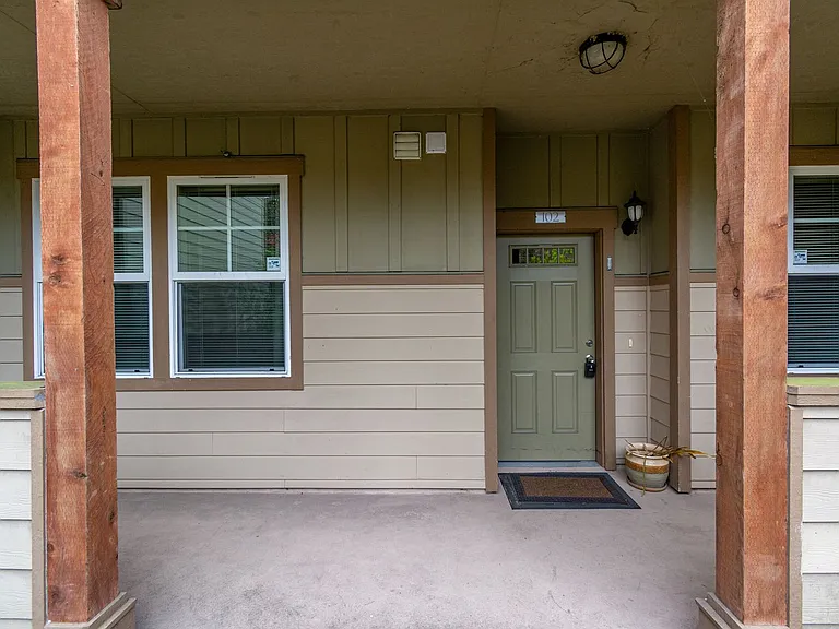 1850 SW Scenic Heights St #B102 — Photo 23