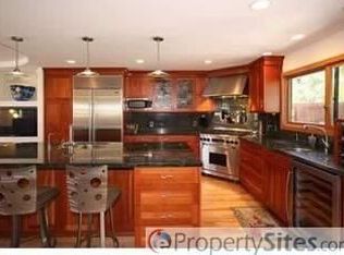 3284 N Star Dr, San Diego, CA 92117