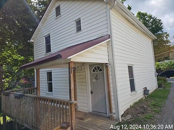 3rd image of 1006 E Mahoning St