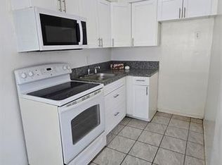 2501 Pierce St #16, Hollywood, FL 33020