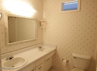 4109 Stony Brook Dr, Jeffersontown, KY 40299