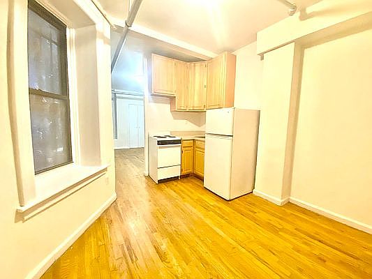 1st image of 19 Stuyvesant St #11A