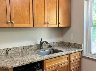 2617 Madison Rd #1, Cincinnati, OH 45208