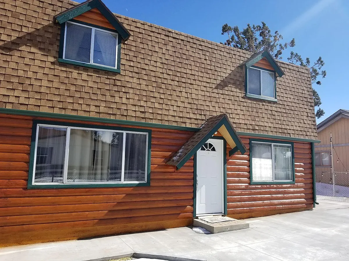 Building Photo - 2176 5th Ln