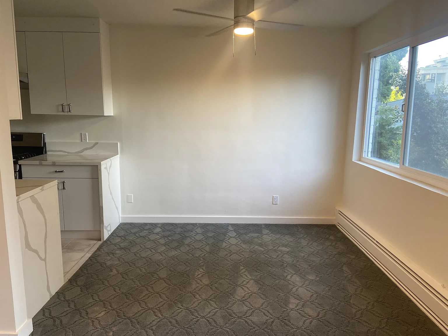 Princess Apartments - 403 — Photo 3