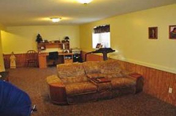 3rd image of 1810 Mineral Springs Parkway NE