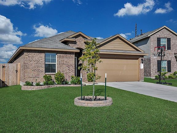 2nd image of 20818 Whitehaven Bluff Trl