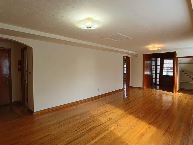 820 Bellevue Ave — Photo 33