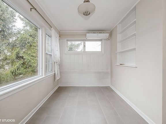 4th image of 383 Park Ave #2