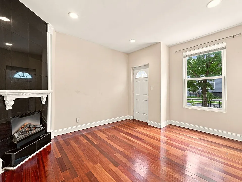 3005 Sherman Ave NW #1