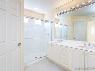3659 Ruette De Vl, San Diego, CA 92130