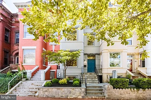 20 S St NW Photo 1