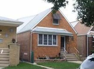 5535 S Sayre Ave, Chicago, IL 60638