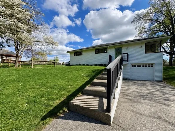 1947 Sand Hill Rd, Hershey, PA 17033