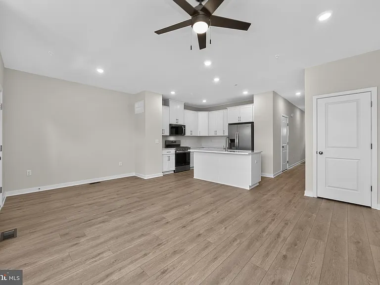 113 Abramo Victor Dr — Photo 7