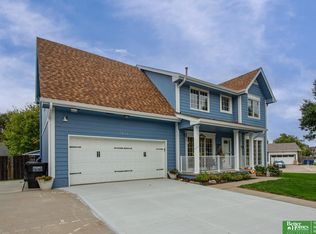 7304 S 155th St, Omaha, NE 68138