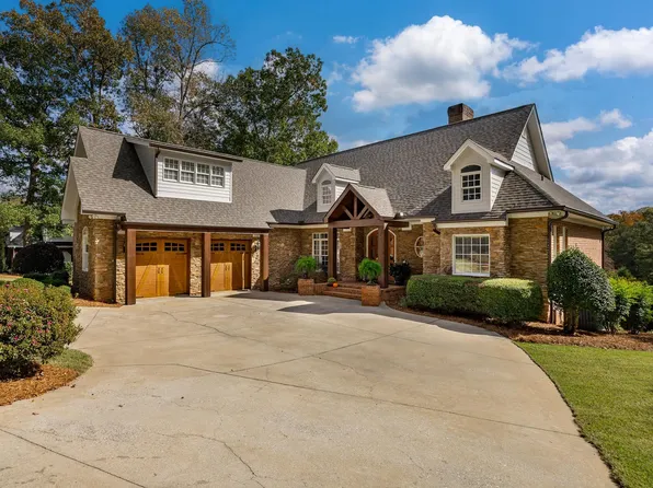 448 Old Iron Works Rd, Spartanburg, SC 29302