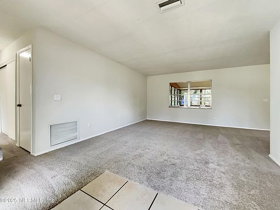 3rd image of 158 DELTONA Boulevard