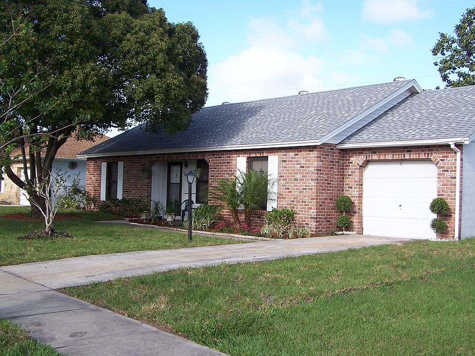 Lovely 3/2 Newly Remodeled and landscaped