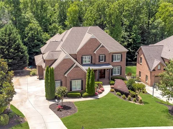 5235 Harris Springs Dr, Cumming, GA 30040