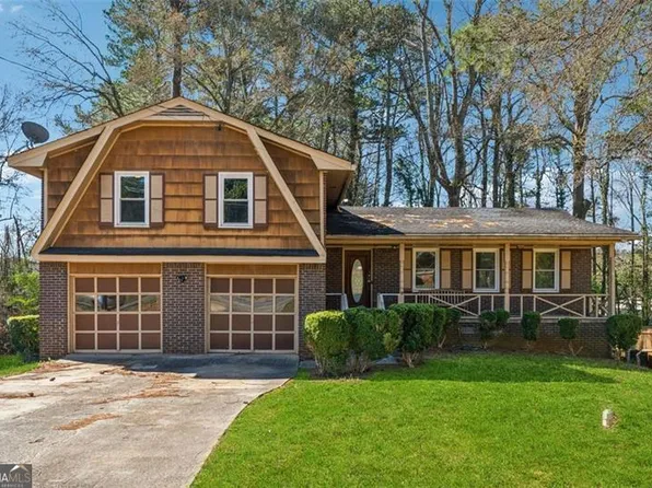 4453 Abingdon Dr, Stone Mountain, GA 30083
