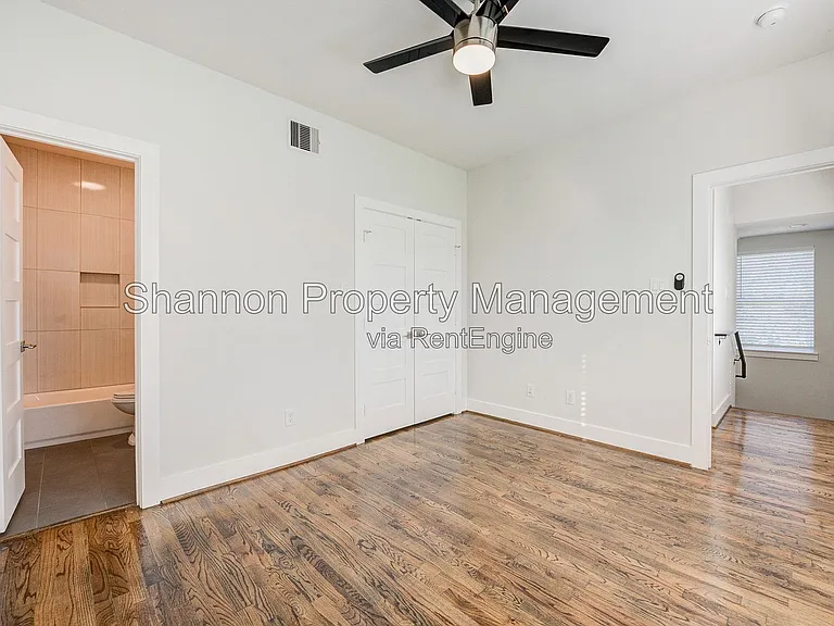 1603 Colorado St — Photo 11