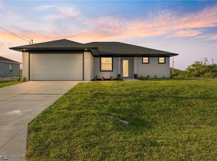 3212 65th St W, Lehigh Acres, FL 33971