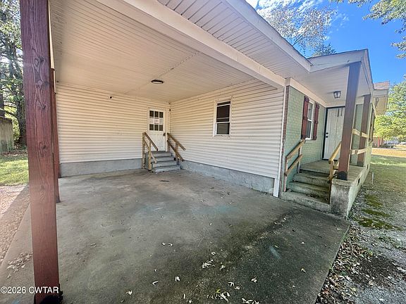 4th image of 41 Halliburton St