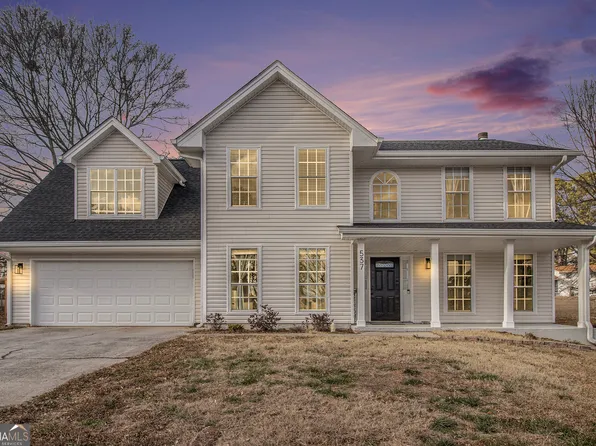 537 N Cedar Ct, Riverdale, GA 30274