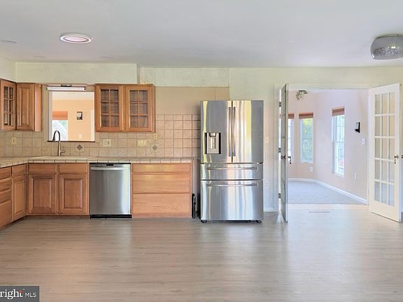 4th image of 2708 Hunting Ridge Ct