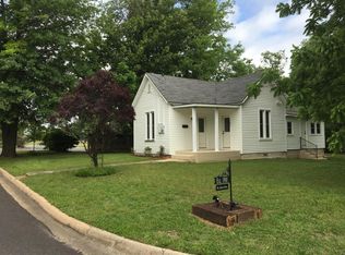 706 W Johnson Ave, Springdale, AR 72764