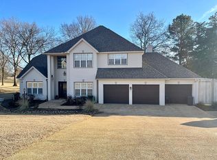607 S Wedgewood Rd, Starkville, MS 39759