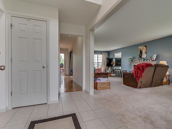 5th image of 3126 Brunswick Square Dr