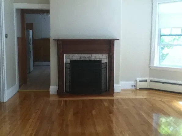 30 Magnolia Ave #1, Haverhill, MA 01830