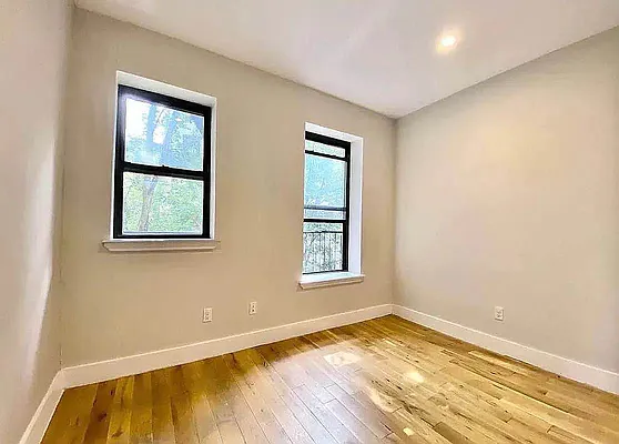 Rented by Artur Gutman, LREB | media 10