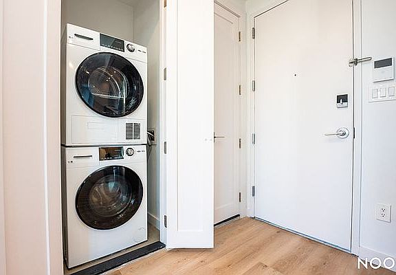 5th image of 68 Gold St #6A