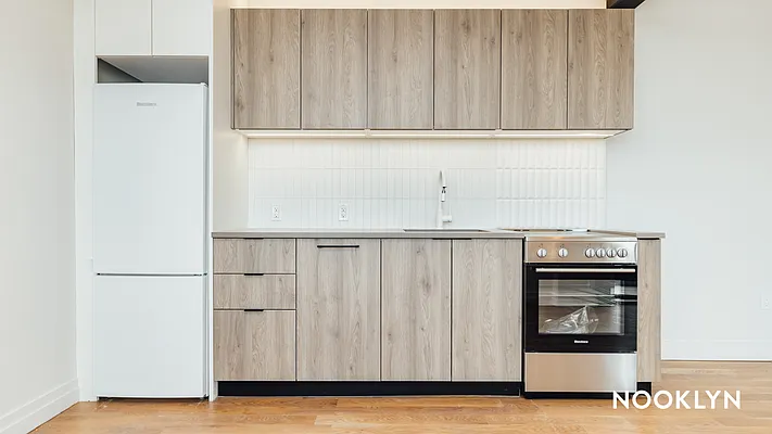 Rented by Nooklyn NYC LLC | media 22