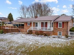80 Cedar Hts, Lebanon, VA 24266