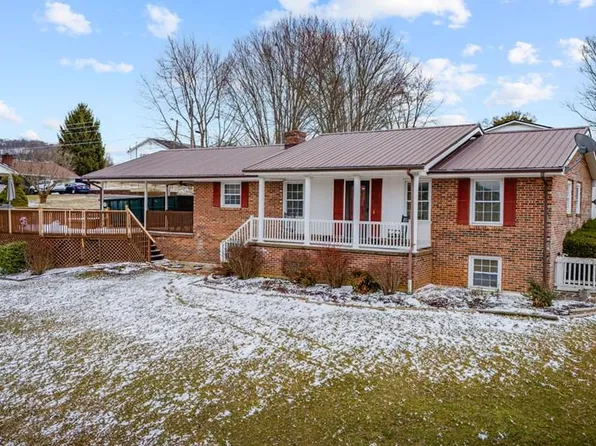 80 Cedar Hts, Lebanon, VA 24266