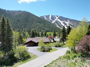 215 S Huffman Dr, Ketchum, ID 83340