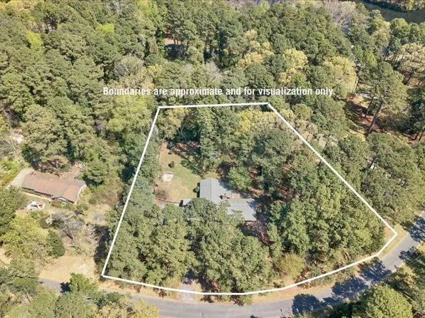 109 Grampian Way, Southern Pines, NC 28387