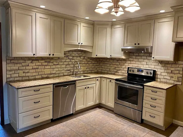 214 Tanglewood St #1 — Photo 9