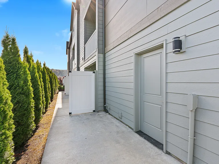 6215 Parker Rd E #6 — Photo 10