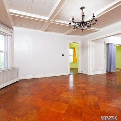 4th image of 187-46 Hilburn Ave