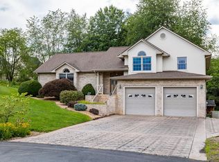 129 Willow Dr, Dayton, VA 22821