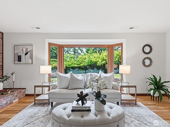 2nd image of 2503 125th Avenue NE