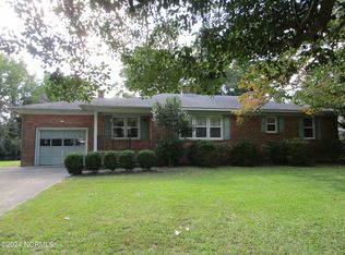 1818 River Rd, Elizabeth City, NC 27909