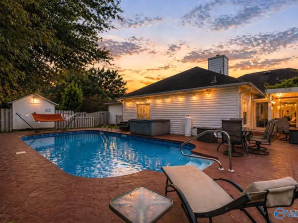 102 Silver Tail Ln SW, Huntsville, AL 35824