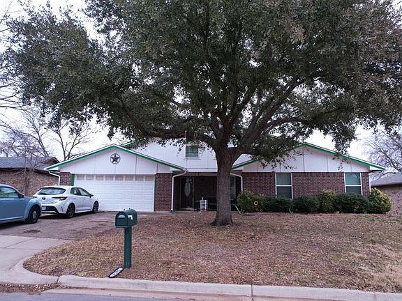 5th image of 5816 Steeplewood Dr
