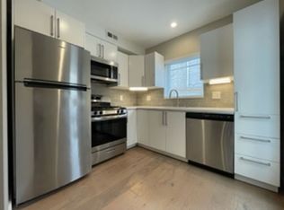 124 McClellan St, Philadelphia, PA 19148